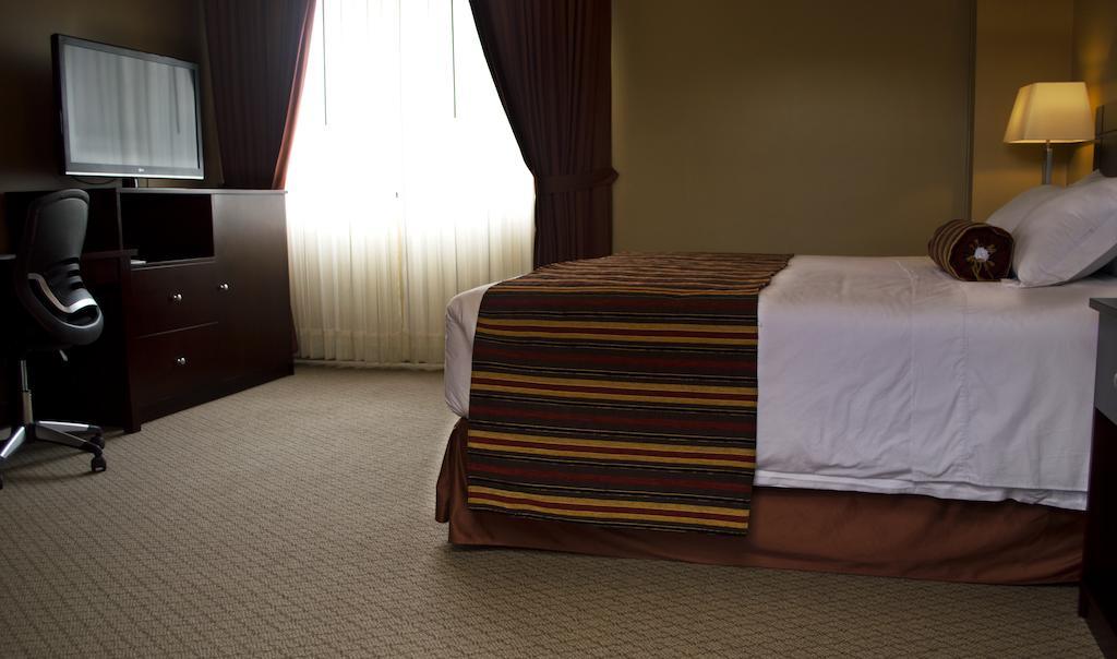 Hotel Wyndham Cusco Saqsayhuaman Chambre photo