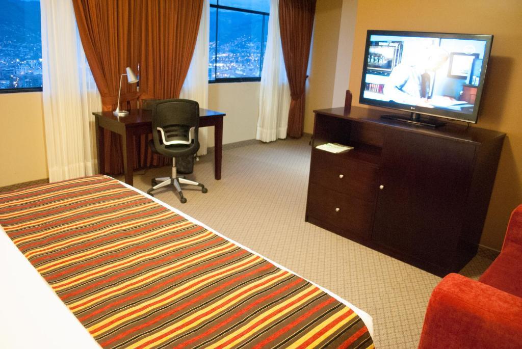Hotel Wyndham Cusco Saqsayhuaman Chambre photo